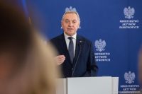 Wicepremier Henryk Kowalczyk podczas konferencji prasowej dot. Krajowej Grupy Spożywczej
